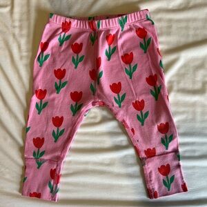 Hanna Andersson Dreaming of Tulip print joggers